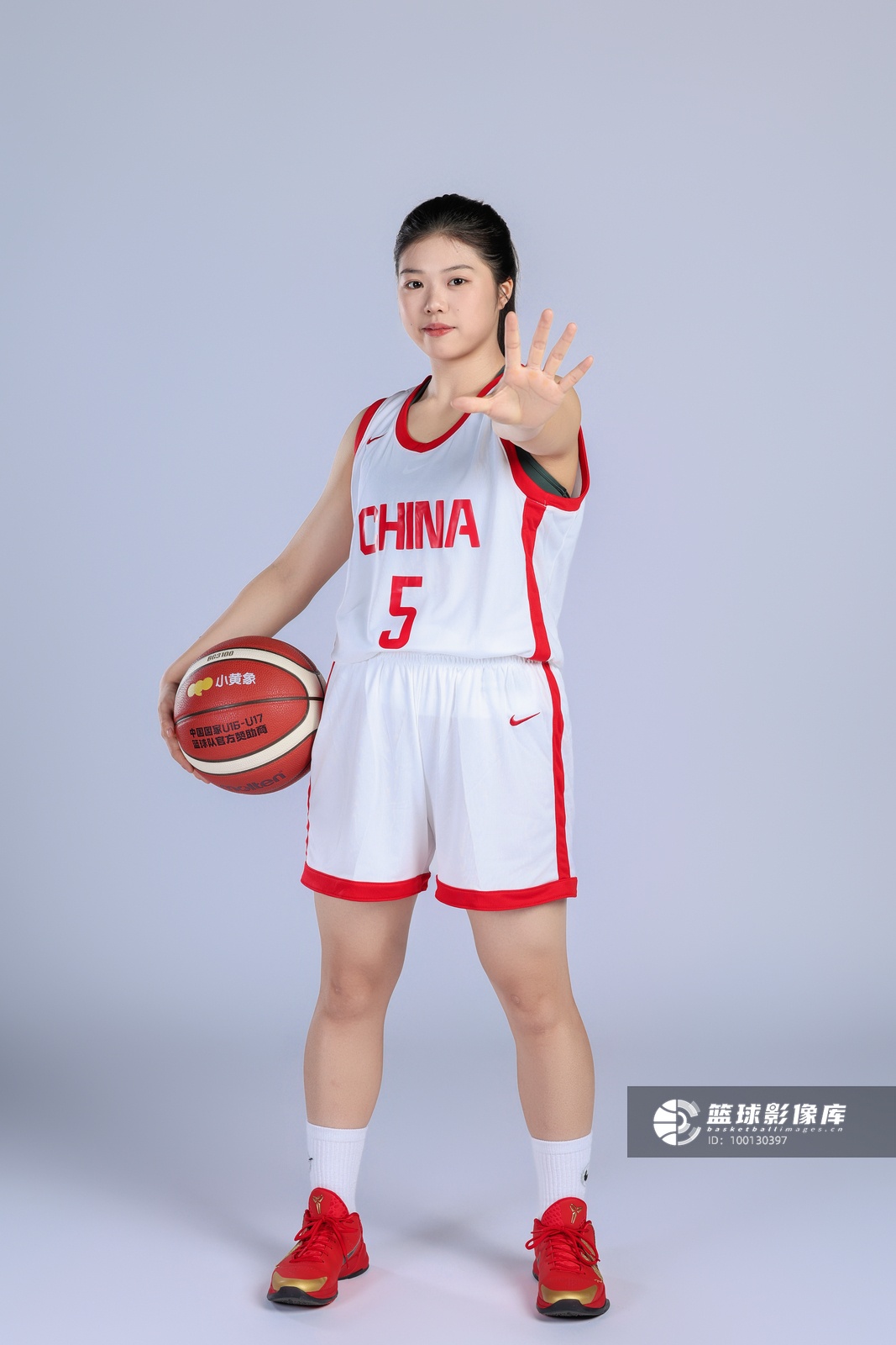 U17女篮世界杯收官 李沅珊20.3分夺得分王 孙璇6.7助攻领跑
