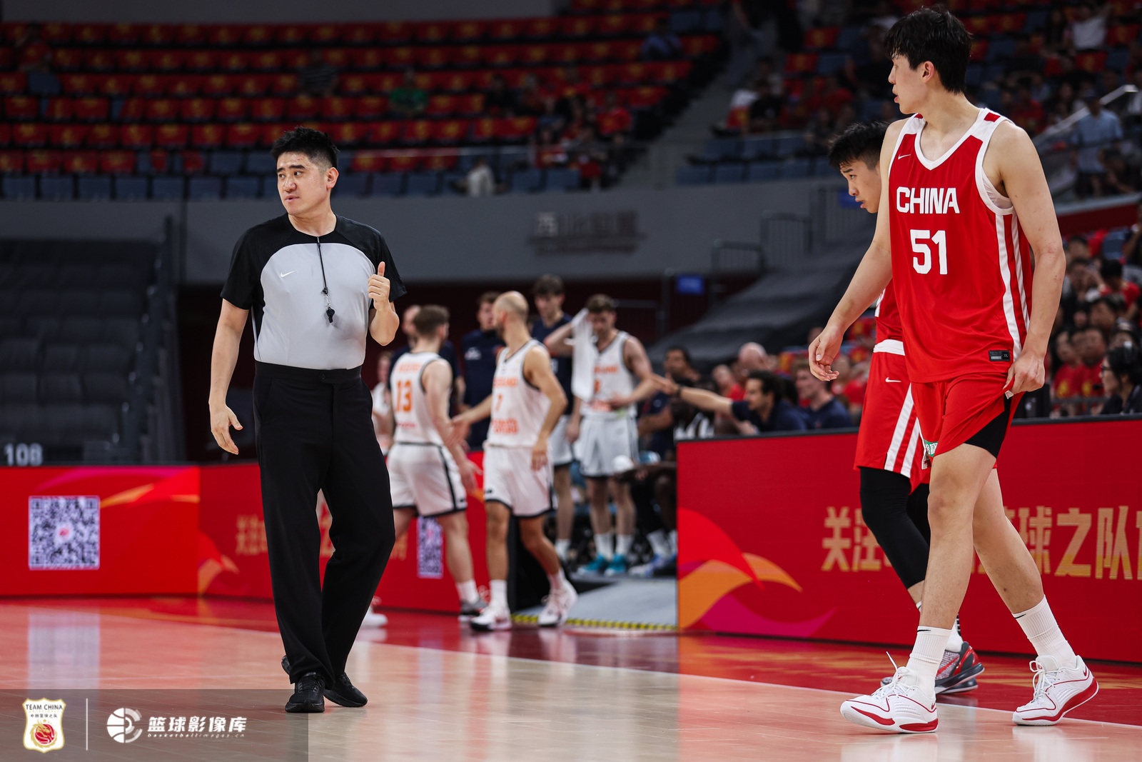 郭士强:杨瀚森归队首日,剩余10天磨合决定窗口期状态 郭士强:杨瀚森归队首日,剩余10天磨合决定窗口期状态